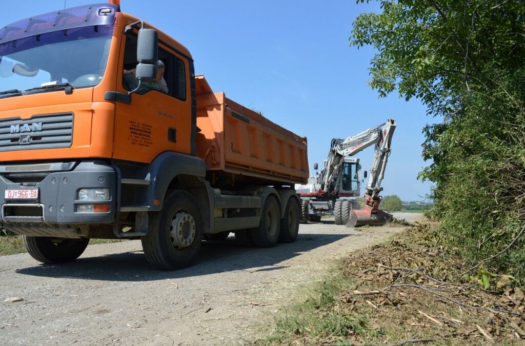 Počela rekonstrukcija ceste do odlagališta Vitika